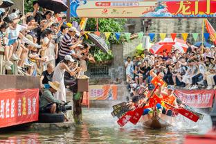 这个替补有点猛！武切维奇18投10中高效砍下21分10板4助